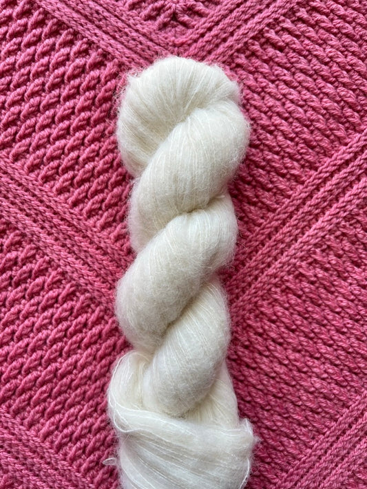 Wholesale: Suri Lace