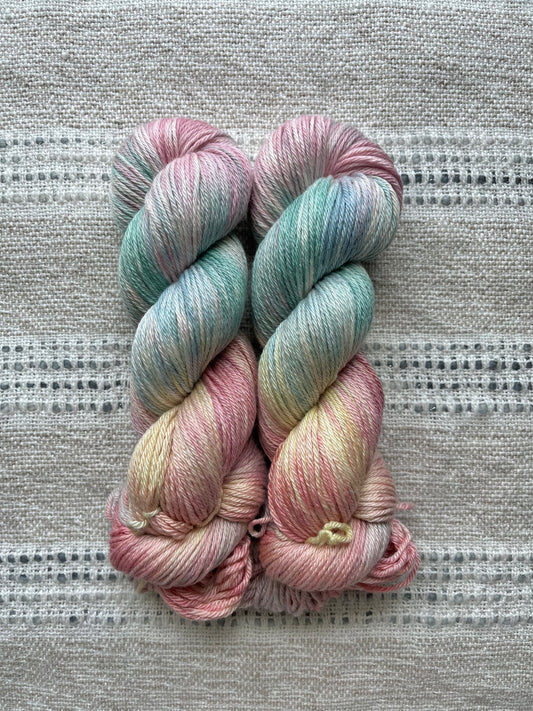 OOAK Rainbow | Luxe DK