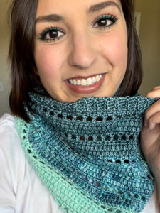 The Loch Lake Cowl Color Block Kits